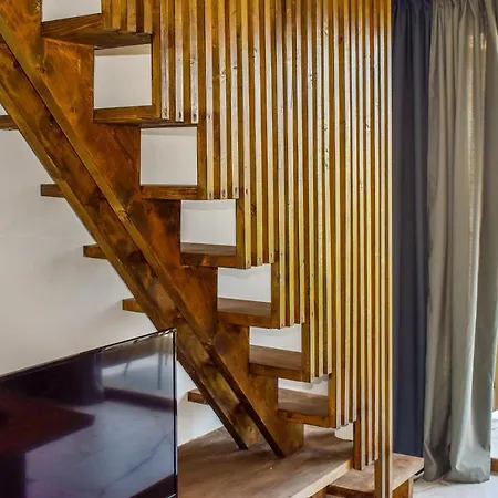 Ektor's In The Center Skiathos, Free Parking & Wifi *