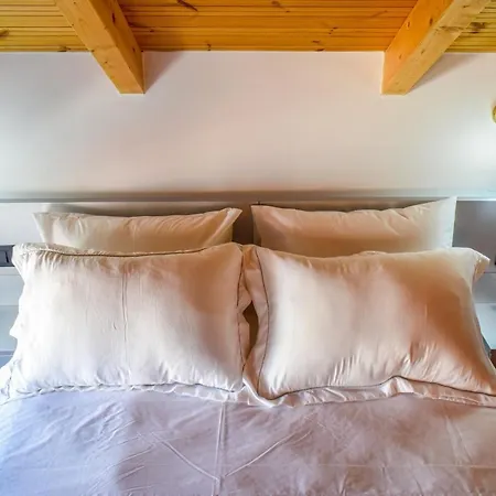 Ektor's In The City Center Skiathos, Free Parking & Wifi Apartment
