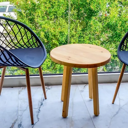Ektor's In The City Center Skiathos, Free Parking & Wifi Apartment