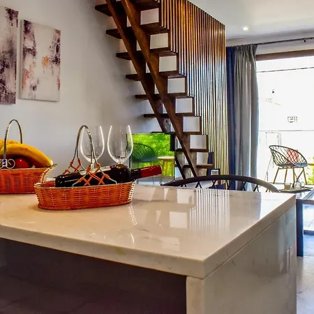 Ektor's In The City Center Skiathos, Free Parking & Wifi