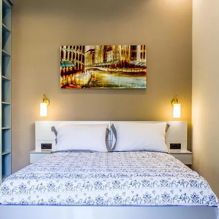 Ektor's In The City Center Skiathos, Free Parking & Wifi