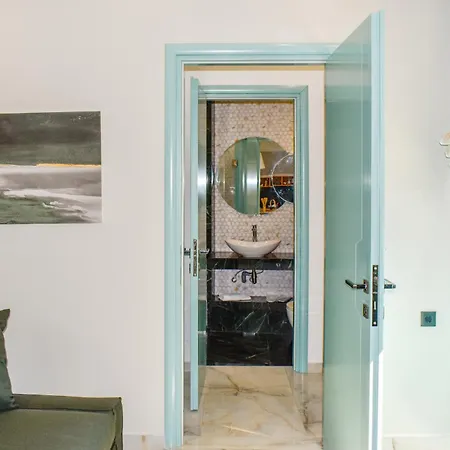 Ektor's In The Center Skiathos, Free Parking & Wifi Daire
