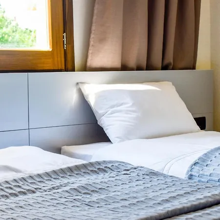 Daire Ektor's In The Center Skiathos, Free Parking & Wifi *