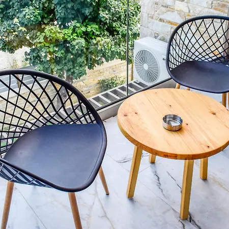 아파트 Ektor's In The Center Skiathos, Free Parking & Wifi *