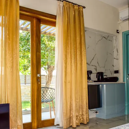 Ektor's In The Center Skiathos, Free Parking & Wifi Daire